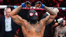 Michael Morales celebra su victoria por TKO ante Sean Brady en el primer asalto el pasado 15 de noviembre en el MSG.