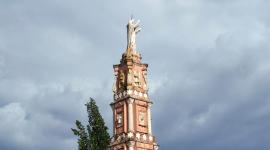 El monumento a Cristo rey se ubica en el cerro Cullca, en la zona más alta de Cuenca.