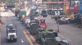 Por un siniestro de tránsito se registró tráfico en la vía Alóag - Santo Domingo