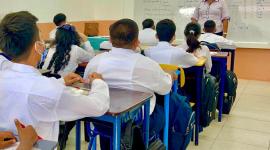 Los estudiantes deben cumplir un régimen escolar de 200 días.