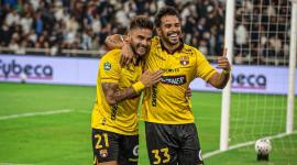 Héctor Villalba y Cristian Baez, delanteros de Barcelona SC.