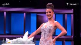 Samantha Quenedit en competencia de traje de gala de MGI All Stars