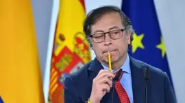 Una congresista ordenó la suspensión temporal del cargo al presidente Gustavo Petro.