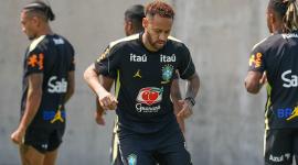 Neymar Jr. durante los entranamientos con la Selección de Brasil.