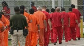 Migrantes fueron evacuados del centro de detención Krome, en Florida