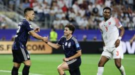 Scaloni define quién será el socio de Messi en los dieciseisavos.