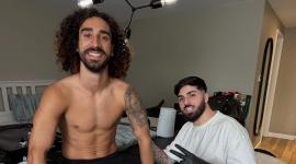 Marc Cucurella se tatua el rostro del entrenador Luis de la Fuente.