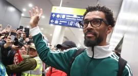 Vozinha llega a Chile: Locura de los hinchas de Colo Colo