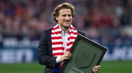 Uruguay anuncia a Diego Forlán como DT tras salida de Bielsa