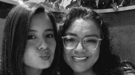 Elizabet Nuñez, junto a su madre Giomara Núñez, quien falleció en un siniestro de tránsito este miércoles.