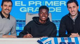 El ecuatoriano Alberto Campo firmó su primer contrato con Racing Club de Argentina.