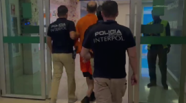 Policía extraditó a ciudadano estadounidense requerido por delitos relacionados con pornografía infantil.