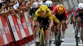 El ciclista británico del equipo Visma-Lease a Bike, Matthew Brennan, compite antes de ganar la 11.ª etapa de la Vuelta a España 2026 —una carrera de 151,3 km entre Cartagena y Lorca— el 2 de septiembre de 2026.
