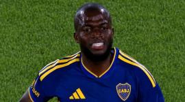 Enner Valencia en un partido con Boca Juniors de Argentina.