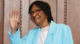 La abogada sudafricana y defensora del derecho internacional, Navi Pillay, aparece en la fotografía tras recibir el Premio Nobel de la Paz 2026