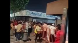Se reportan aglomeraciones en el ingreso a "La Mamá de las Ferias", en Guayaquil.