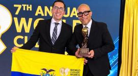 Los chef Juan Sebastián Gallardo y Carlos Gallardo durante la ceremonia de premiación.