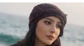 Najmeh Amini, estudiante iraní de 23 años, fue condenada a muerte por blasfemia debido a publicaciones en redes sociales. La sentencia aún puede ser apelada ante el Tribunal Supremo de Irán.