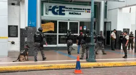Edificio de la Fiscalía es inspeccionado ante amenaza de bomba el 26 de mayo de 2025.
