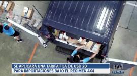 La tarifa de 20 dólares se aplicará a todas las personas que importen bienes para consumo personal con el régimen 4x4. La medida incluye envíos directos desde China o países que firmaron acuerdos comerciales con Ecuador.

Vía: María Gracia Chacón