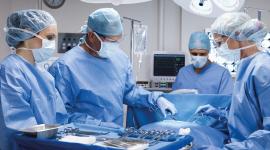 Las autoridades investigan a un médico peruano por la muerte de una ecuatoriana tras someterse a una cirugía estética en Roma.