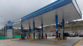 El precio oficial de las gasolinas varía en Ecuador según el valor de venta del petróleo en mercados internacionales.