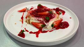 El chef Felipe Campana preparó un delicioso cheesecake de furtos rojos. ¿Te animas a prepararlo en casa?