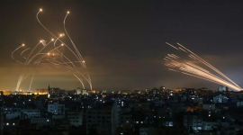 El sistema del Domo de Hierro en Israel desvía e intercepta los cohetes disparados desde fuera del territorio nacional.