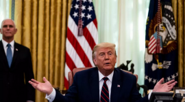 Donald Trump en la Oficina Oval de la Casa Blanca.