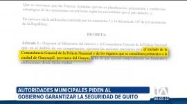 Autoridades municipales hacen un llamado al Gobierno Nacional para garantizar que Quito no quede desprotegida, tras la decisión de trasladar la Comandancia de Policía a Guayaquil.
Un reportaje de Stephany Paz