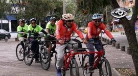 En cada pedaleo hay historias, encuentros y sueños que cruzan fronteras sin contaminar el planeta. Descubre cómo este vehículo simple transforma vidas y conecta a personas de todas las realidades.