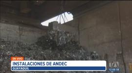 Las Fuerzas Armadas destruyeron cerca de 7.000 artículos, entre armas, municiones y accesorios, decomisados durante operativos contra la violencia.
Un reportaje de Ricardo Alcívar