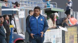 Omar Asad en el encuentro entre El Nacional y Universidad Católica por LigaPro en el estadio Banco de Guayaquil