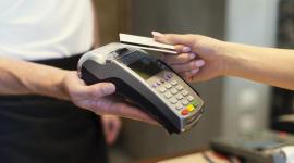 Las personas que realizaron consumos con tarjeta de crédito en el exterior deben declarar el ISD hasta el 30 de junio del 2025.