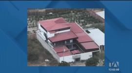 Revelan más detalles del allanamiento a la vivienda ubicada en la provincia de Manabí, donde Adolfo Macías Villamar, alias Fito, fue recapturado. 

Un reportaje de Catalina García