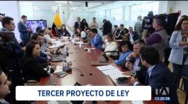 El horario de la ley seca en un proceso electoral no se modificará; la Comisión de Desarrollo Económico dejó fuera esa reforma, que se había incluido en el proyecto de Ley de Áreas Protegidas.
Un reportaje de Karen Haro