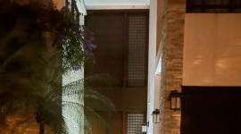 Fiscalía y personal de Policía Nacional realizaron allanamientos en Guayaquil la madrugada de este viernes 3 de julio del 2025.