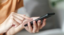 La aplicación de WhatsApp es una de las herramientas de comunicación más usadas pues permite el intercambio de mensajes, fotos, videos, etc.