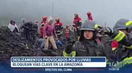 Napo, Orellana y Sucumbíos están incomunicadas por daños en la vía E45. Deslizamientos provocados por lluvias bloquean vías clave en la Amazonía
Vía: Roberto Verdezoto