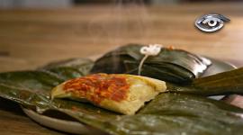 Tamales, bollos, maitos y más: envolver comida en hojas es una tradición ancestral que une al Ecuador desde la Sierra hasta la Amazonía. Descubre la historia, los sabores y qué hay detrás de esta técnica culinaria.