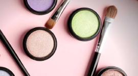 Los cosméticos que no han sido evaluados por Arcsa pueden provocar reacciones alérgicas, irritaciones, infecciones y otras afecciones