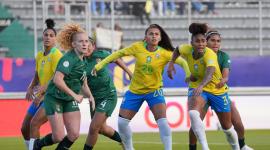 La Copa América Femenina entre Bolivia y Brasil en el estadio Gonzalo Pozo Ripalda en Quito.