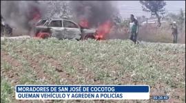 En San José de Cocotog, parroquia de Zámbiza en el norte de Quito, moradores capturaron y agredieron a sospechosos. Además, incendiaron un vehículo y protagonizaron enfrentamientos con la Policía.
Un reportaje de Gustavo Jaramillo