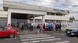 Continúa la crisis en los hospitales del Instituto Ecuatoriano de Seguridad Social.