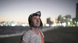 La serie 'Chespirito: Sin Querer Queriendo' recorre la vida de l guionista, director y actor Roberto Gómez Bolaños.