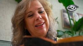 Más que un recetario, fue la respuesta de una mujer ante la adversidad. Delia Crespo de Ordoñez convirtió la cocina en ciencia y herencia, creando uno de los libros más importantes de la gastronomía ecuatoriana. Descubre la historia que dio sabor a generaciones.