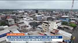 La policía está tras la pista de los autores de la masacre en El Empalme, en el que 17 personas fueron asesinadas. Este caso se trataría nuevamente de un enfrentamiento entre bandas que deja víctimas colaterales a su paso.
Un reportaje de Ricardo Alcívar