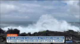 En Galápagos, el COE Provincial dispuso medidas preventivas ante posibles olas de hasta 1,5 metros a partir de las 08:50 de este miércoles 30 de julio. 

Un reportaje de Diego Añazco