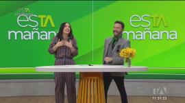 El artista colombiano Hugo Ferro se divierte junto a los presentadores de esTAmañana