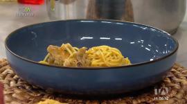 Este jueves 31 de julio del 2025 preparamos un delicioso tallarín con pollo junto al chef Felipe Campana.